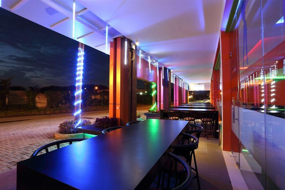 Miyanna Hotel Medan Exterior foto