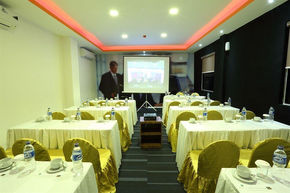 Miyanna Hotel Medan Exterior foto